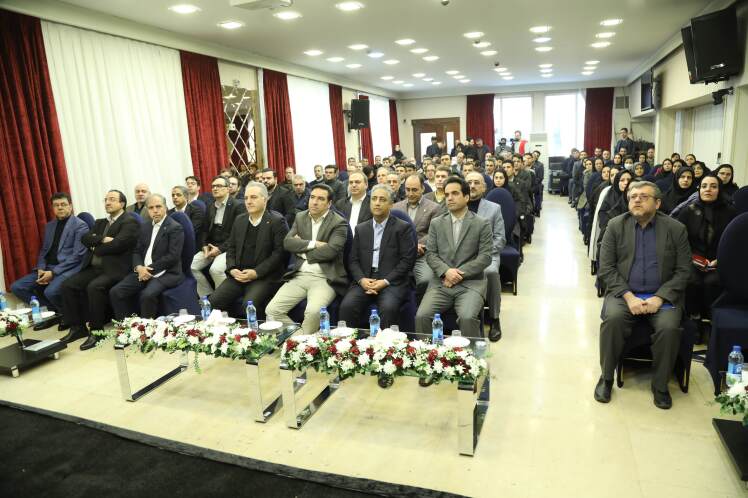 برگزاری همایش سفیران دیجیتال بانک صنعت و معدن 